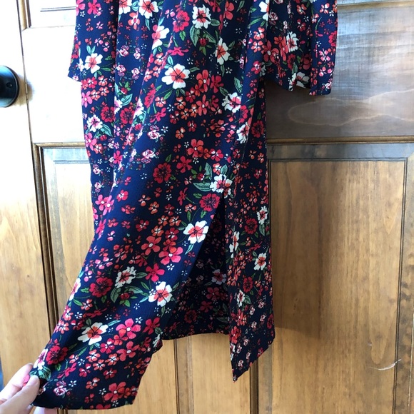 *SALE* Floral long sleeve midi dress, size medium - Picture 5 of 7